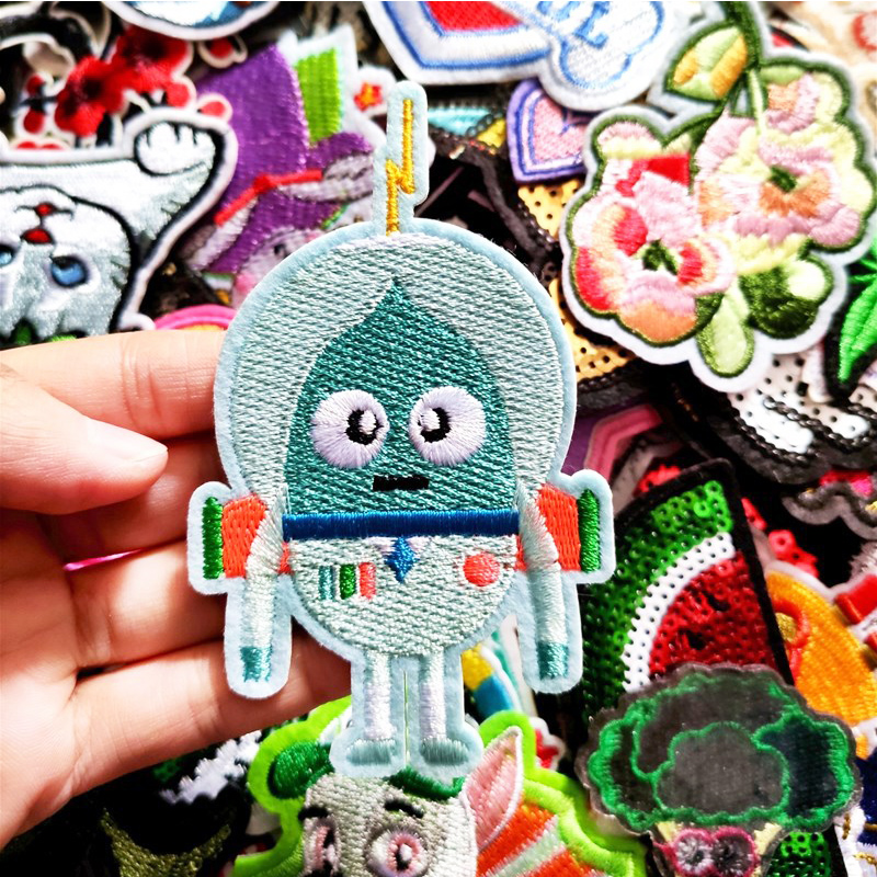 Summer Clothing Pictures - 50Pcs/Lot Mixed random Sew-On Patches For