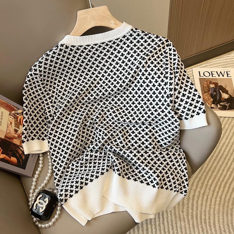 Stylish Plaid Knitted Sweater  - Summer Clothing Yarn review and price